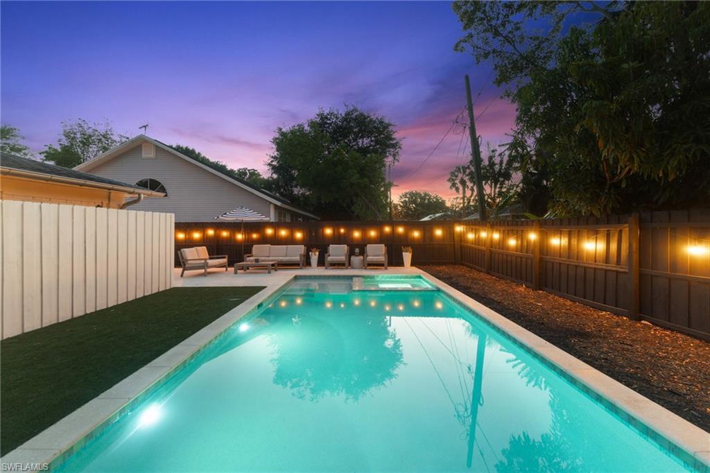 905 13th Street North Naples, FL 34102 - Photo 5 of 43