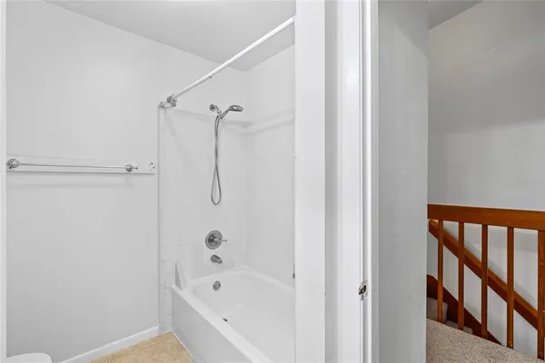 $1,395 | 2219 Southwest 39th Way, Gainesville, FL 32607