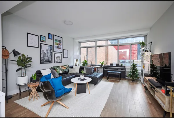 $2,400 | 211 East Ohio Street, Unit 614, Chicago, IL 60611