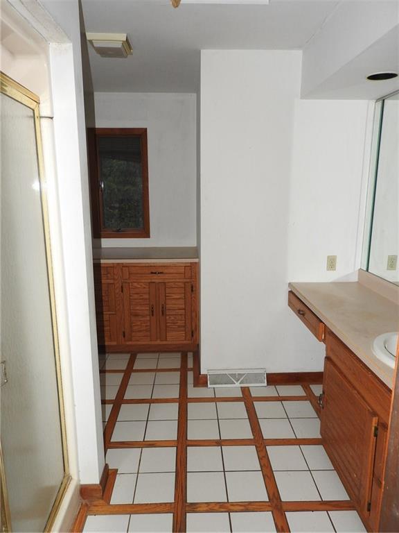 3836 North Balsiger Road Vandergrift, PA 15690 - Photo 12 of 21