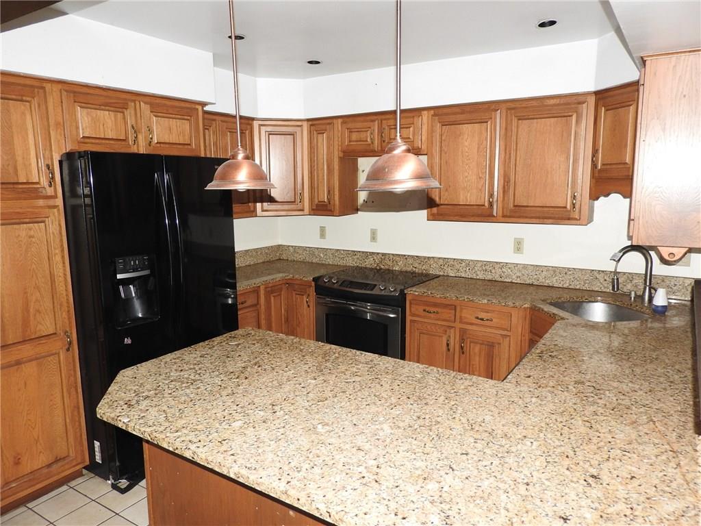 3836 North Balsiger Road Vandergrift, PA 15690 - Photo 6 of 21