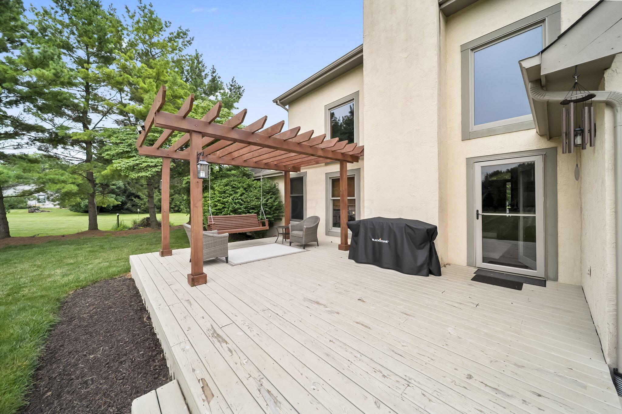 18 Hillgate Road Johnstown, OH 43031 - Photo 46 of 62 Back Patio