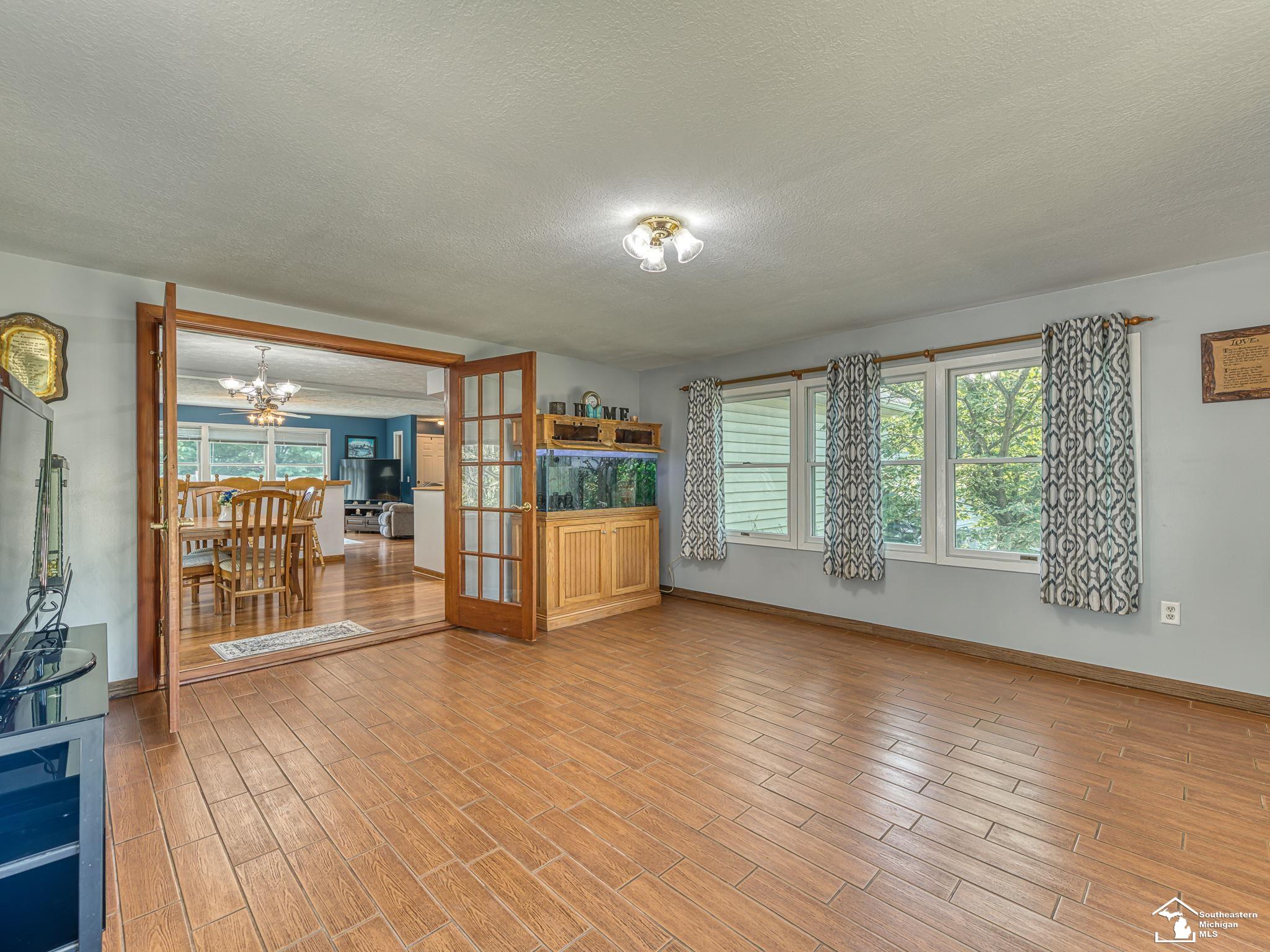 14436 Carroll Road Blissfield, MI 49228 - Photo 25 of 46 Gallery Image 25