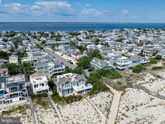 $1,999,000 | 33 19th Street, Surf City, NJ 08008