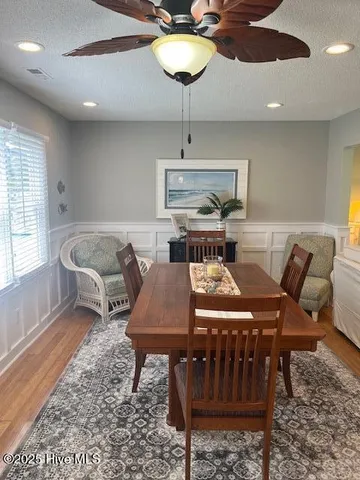 $762,500 | 142 Carolina Avenue, Holden Beach, NC 28462