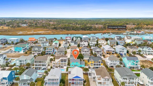 $762,500 | 142 Carolina Avenue, Holden Beach, NC 28462