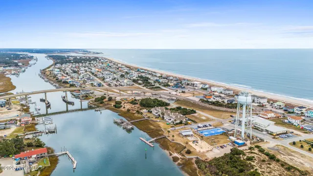 $762,500 | 142 Carolina Avenue, Holden Beach, NC 28462