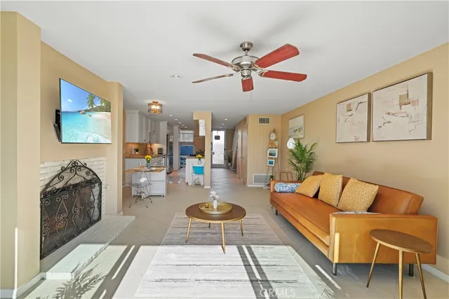 $1,075,000 | 3954 Aladdin Drive, Huntington Beach, CA 92649