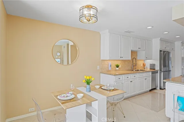 $1,075,000 | 3954 Aladdin Drive, Huntington Beach, CA 92649