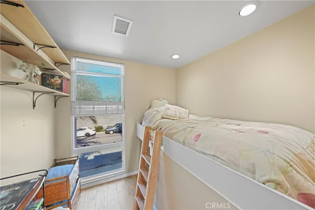 $1,075,000 | 3954 Aladdin Drive, Huntington Beach, CA 92649