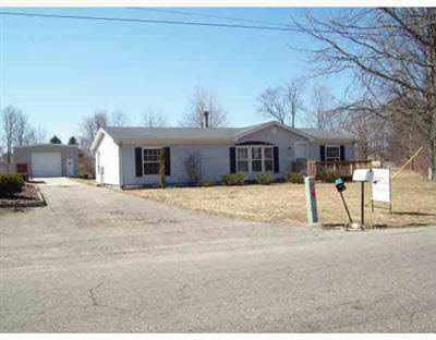 5602 Hughes Road Lansing, MI 48911 - Photo 1 of 3 20135736.JPG