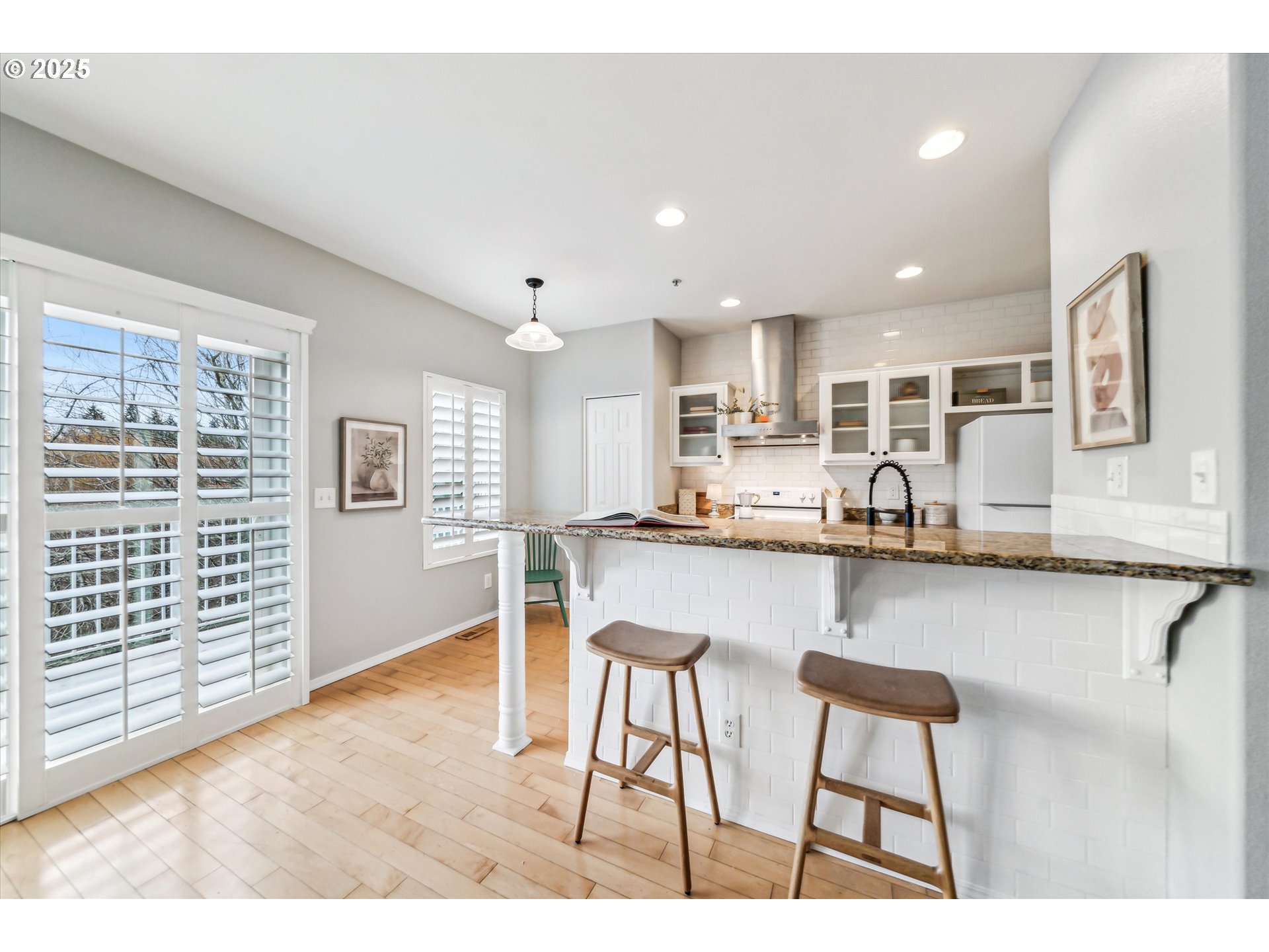 13800 Southwest Scholls Ferry Road, Unit 101 Beaverton, OR 97007 - Photo 16 of 45 Gallery Image 16