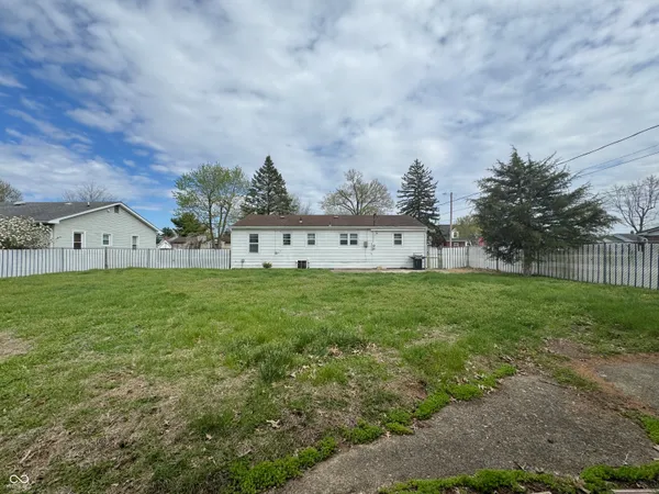 $99,500 | 3319 South Center Street, Terre Haute, IN 47802