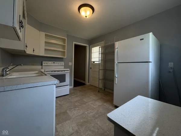 $99,500 | 3319 South Center Street, Terre Haute, IN 47802