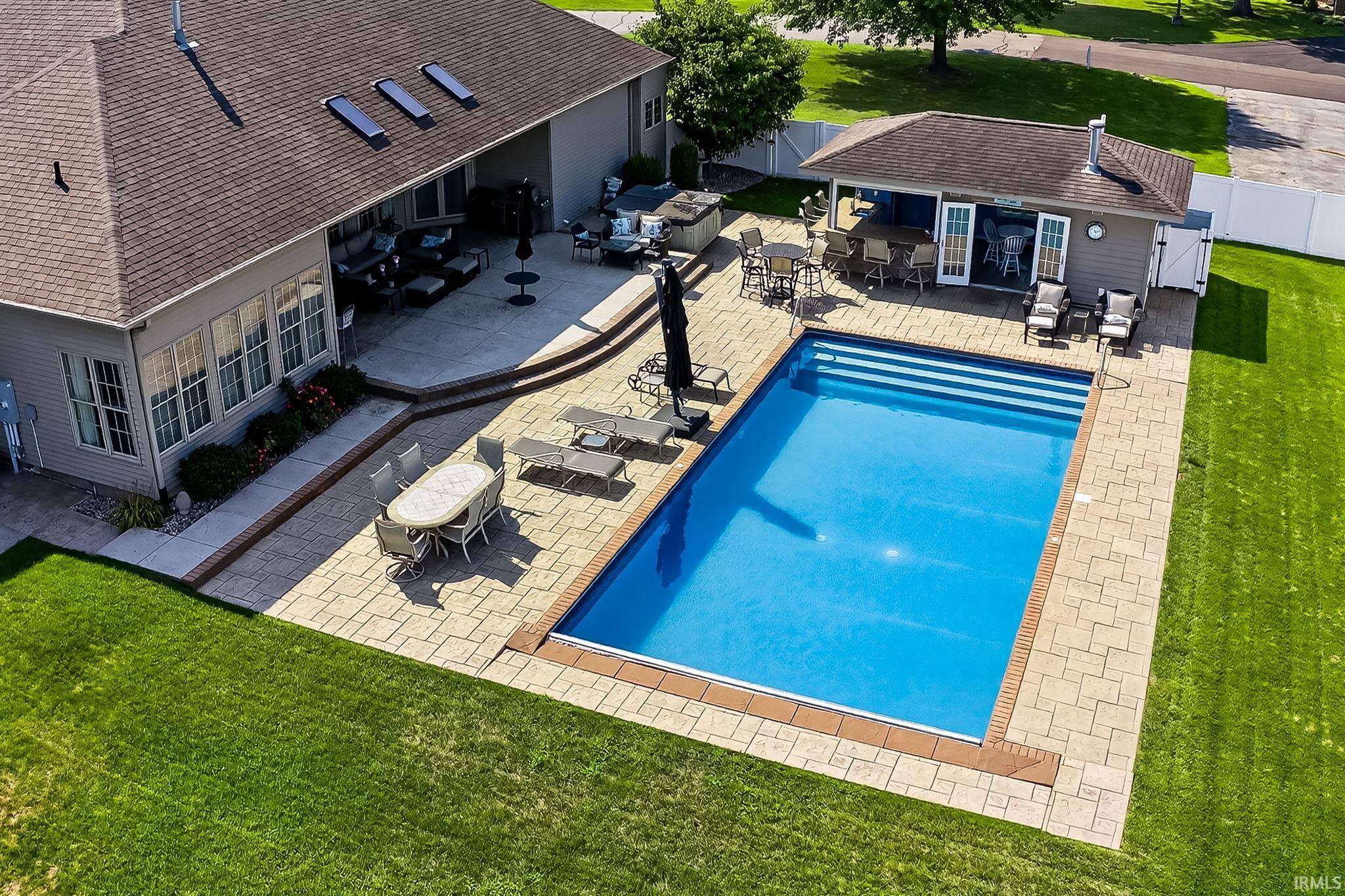 5635 Miami Road South Bend, IN 46614 - Photo 7 of 36 Gallery Image 7