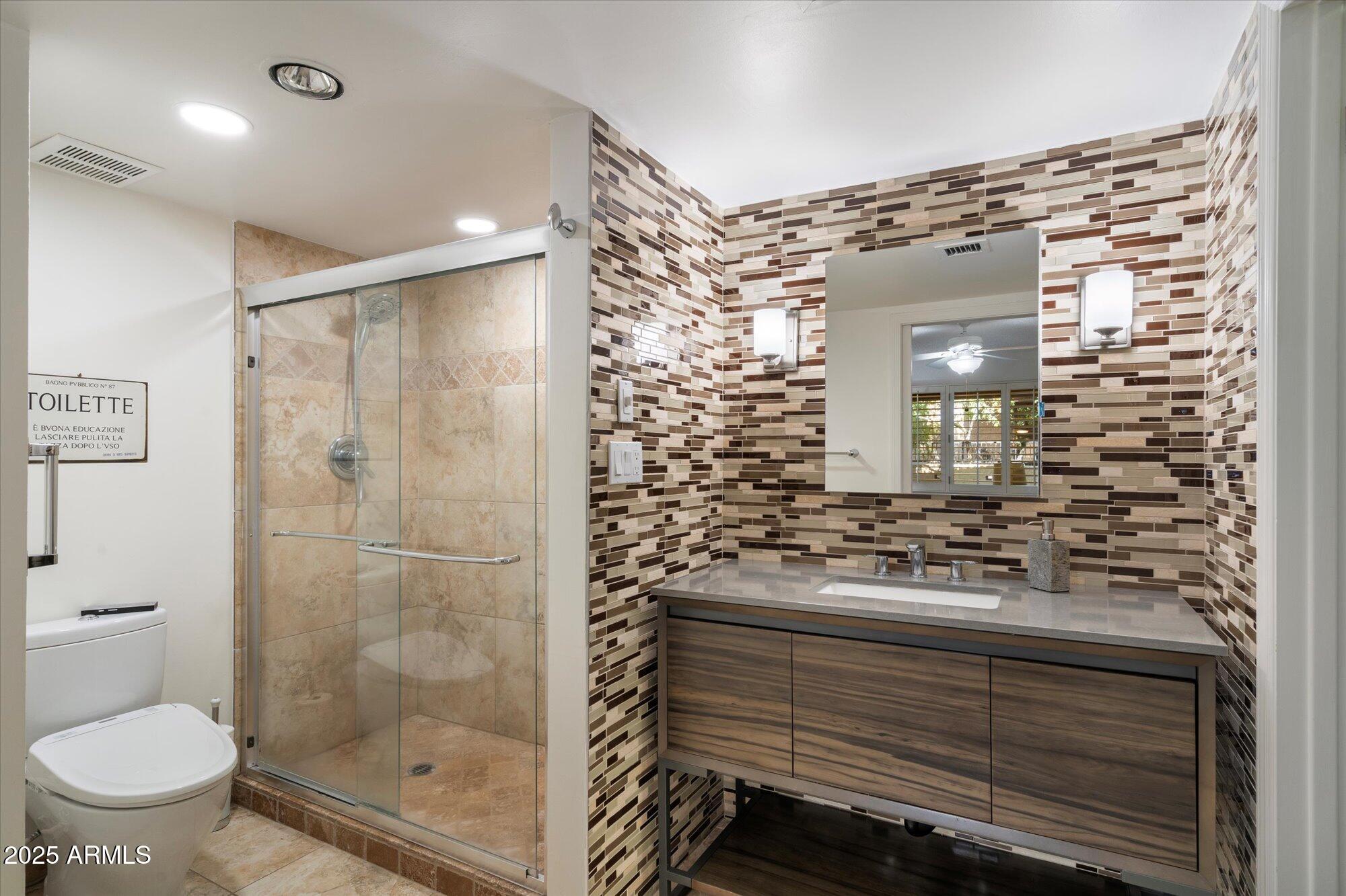 7438 Hum Road, Unit 101 Carefree, AZ 85377 - Photo 8 of 20 20-76024943