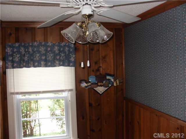 801 Morningside Road Charlotte, NC 28214 - Photo 8 of 14 Gallery Image 8