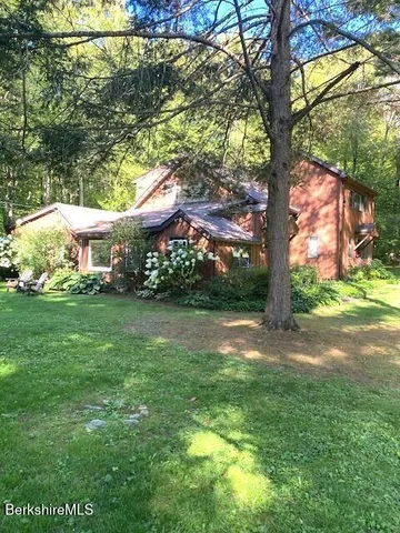 $845,000 | 1872 South Undermountain Road, Sheffield, MA 01257