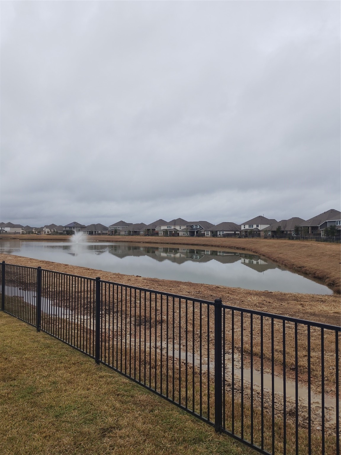 85 Carmel Drive Manvel, TX 77578 - Photo 22 of 31 a view of city and ocean