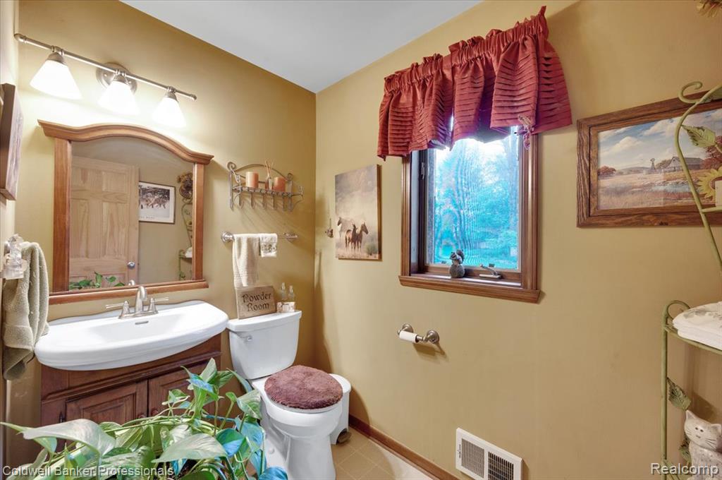 3305 Ludwig Road Oxford, MI 48371 - Photo 26 of 36 Gallery Image 26