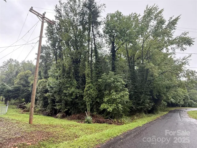 a view of outdoor space and garden