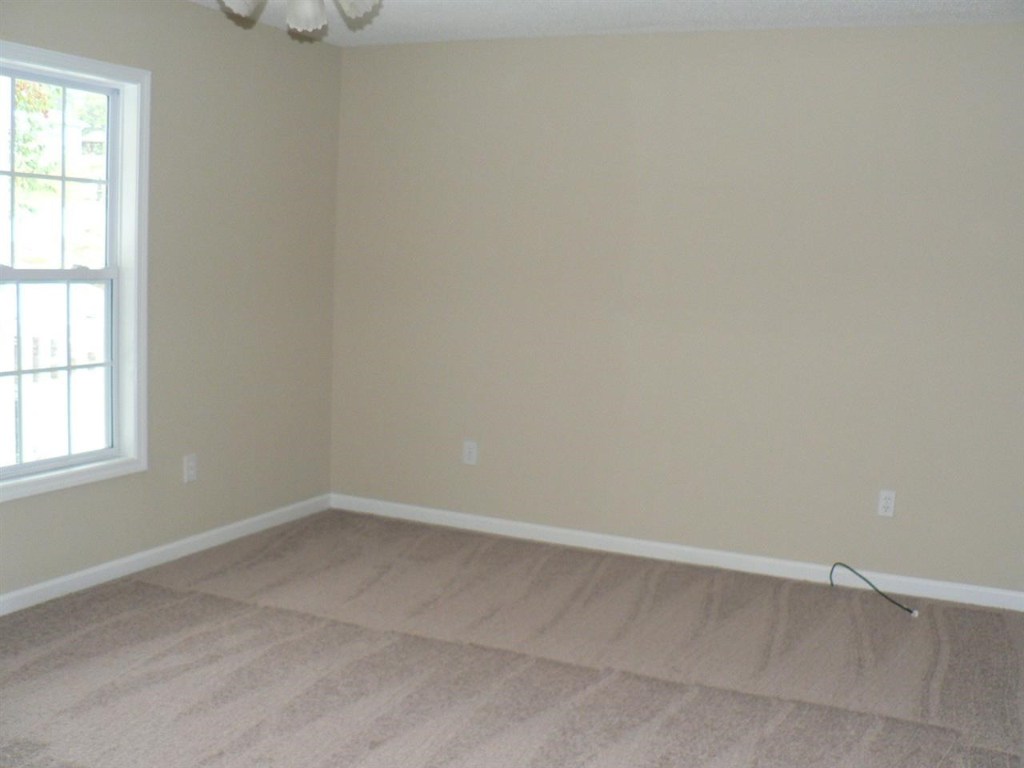 221 Hall Road, Unit GASTON CIRCLE Westminster, SC 29693 - Photo 4 of 17 Gallery Image 4