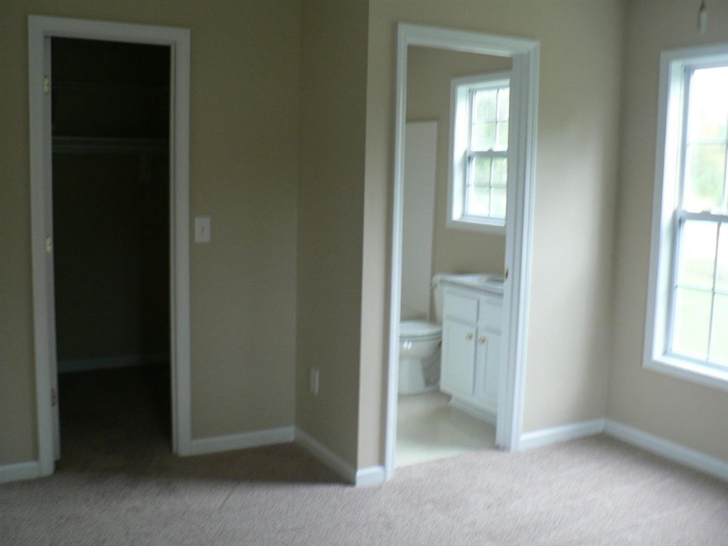 221 Hall Road, Unit GASTON CIRCLE Westminster, SC 29693 - Photo 9 of 17 Gallery Image 9
