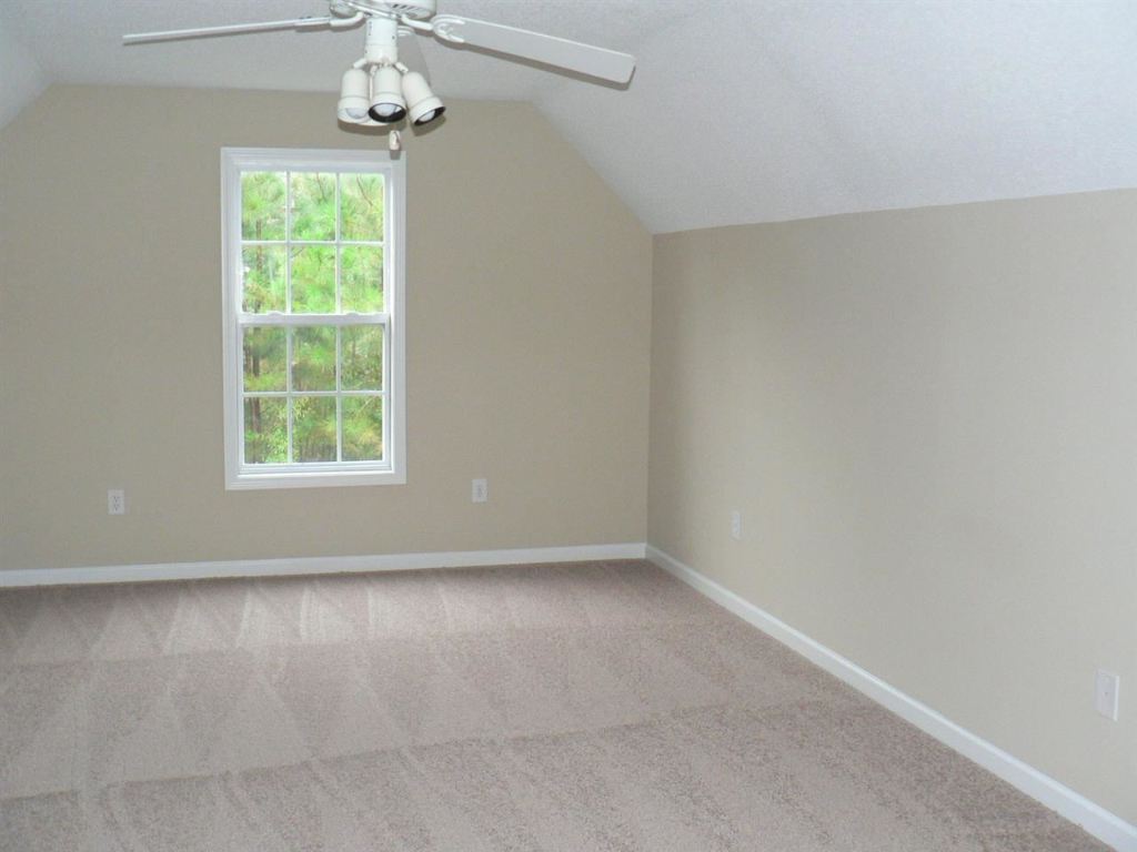 221 Hall Road, Unit GASTON CIRCLE Westminster, SC 29693 - Photo 10 of 17 Gallery Image 10