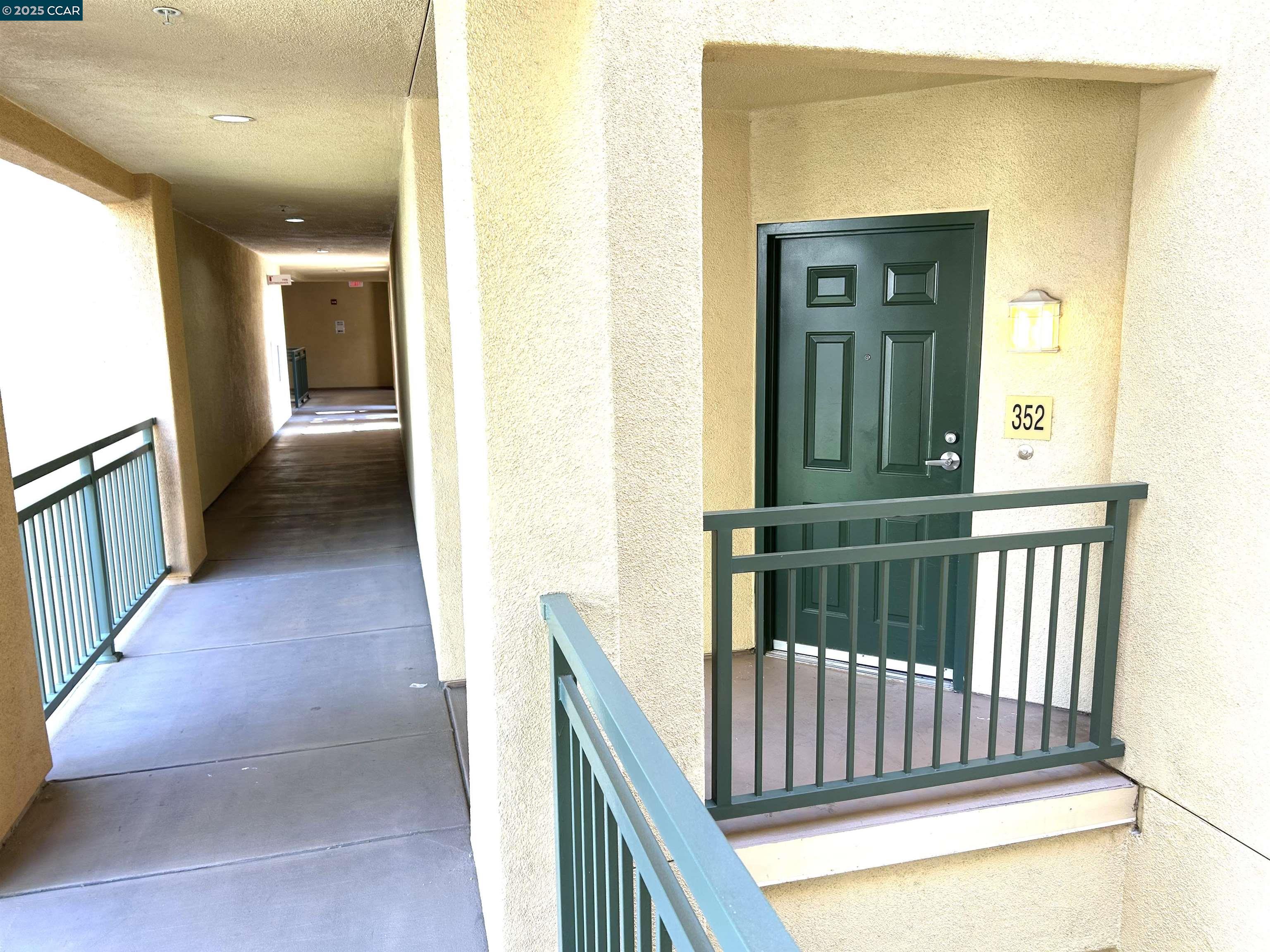 1310 Saddle Rack Street, Unit 352 San Jose, CA 95126 - Photo 38 of 41 a view of a hallway