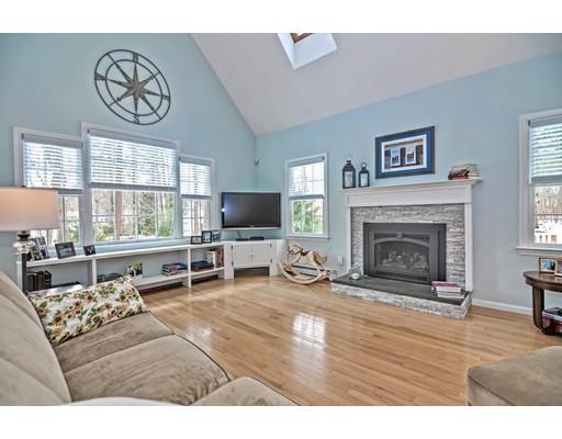 118 Tearall Road Raynham, MA 02767 - Photo 7 of 30 Gallery Image 7