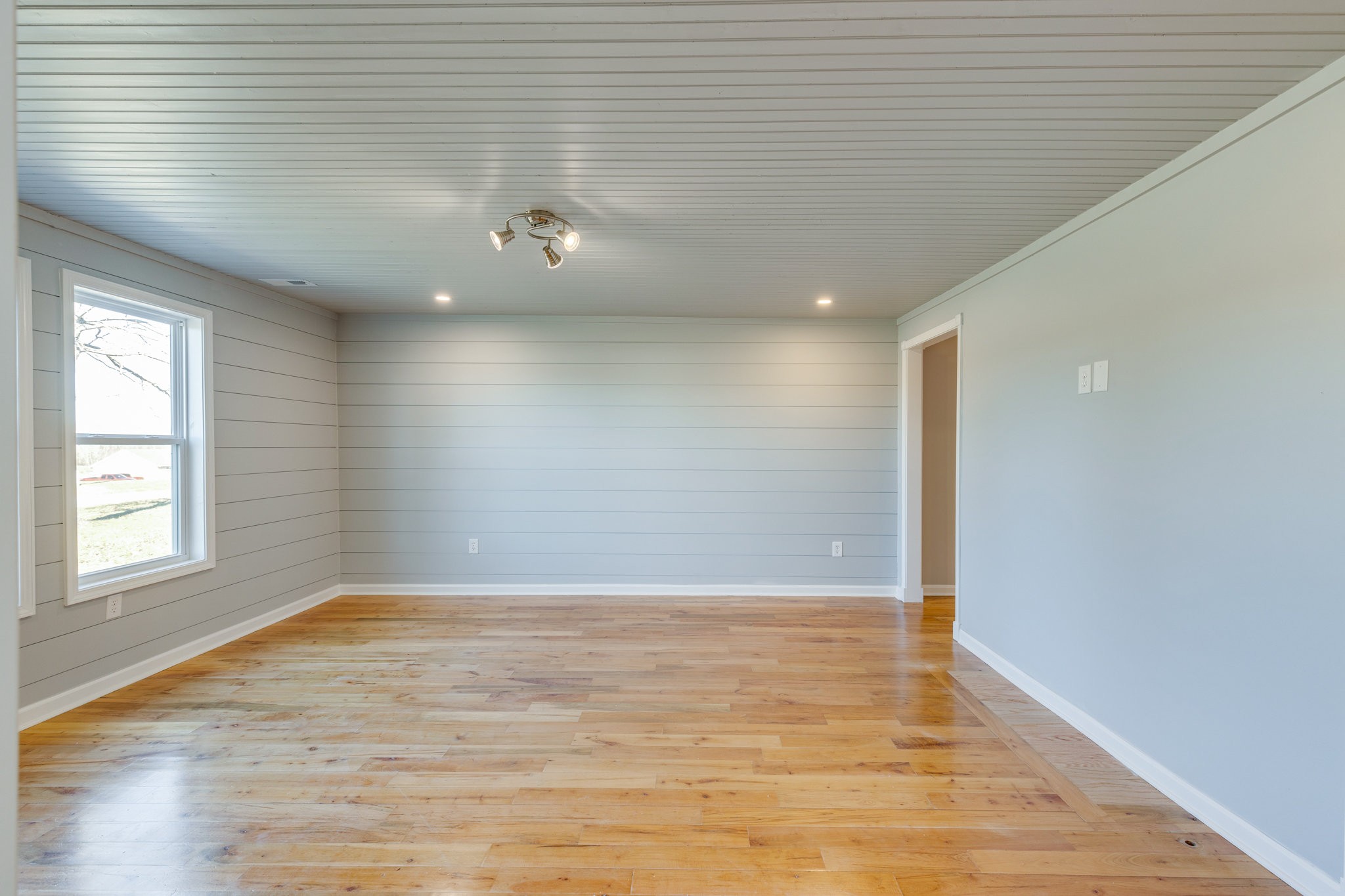 328 Parker Road Portland, TN 37148 - Photo 8 of 65 Gallery Image 8