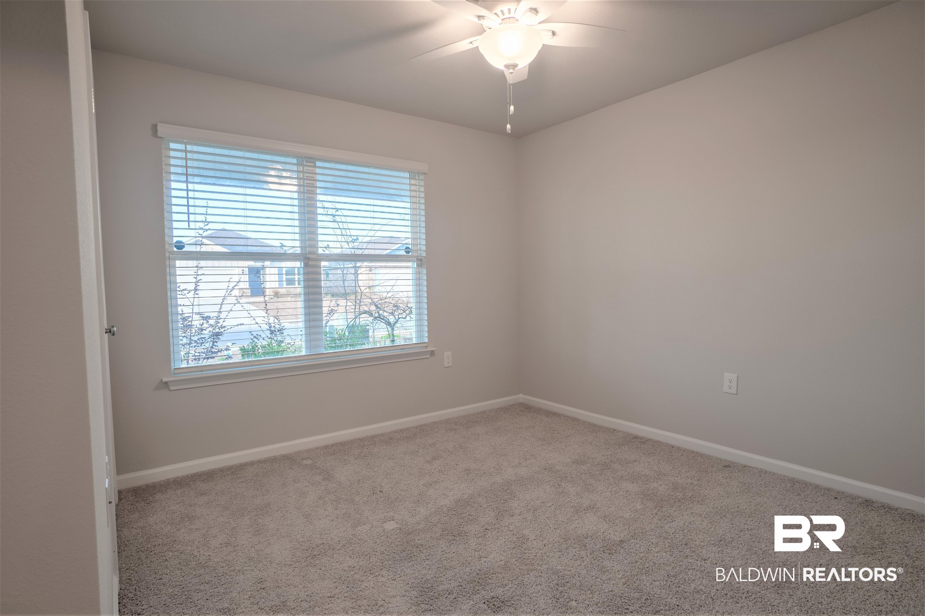 8123 Irwin Loop Daphne, AL 36526 - Photo 16 of 32