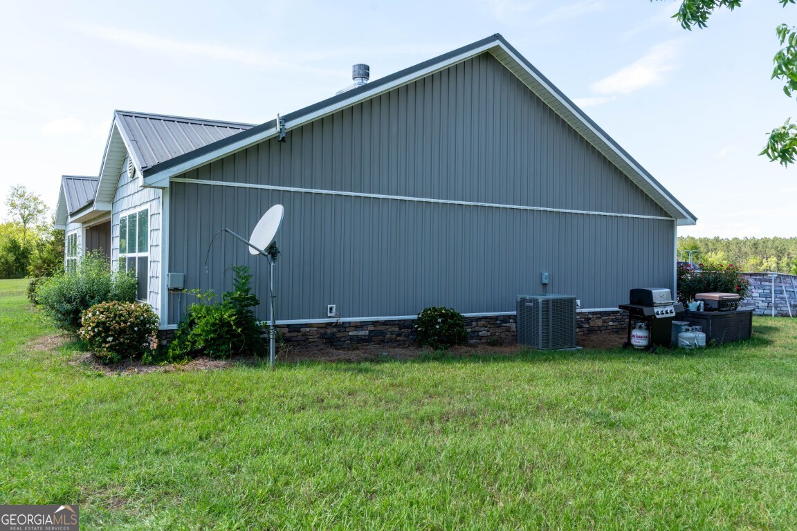 780 Jenkins Road Blakely, GA 39823 - Photo 8 of 41