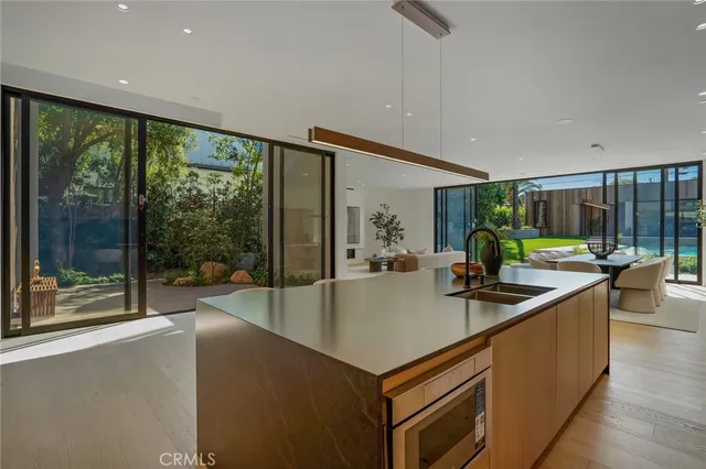 $4,950,000 | 4939 Petit Avenue, Encino, CA 91436