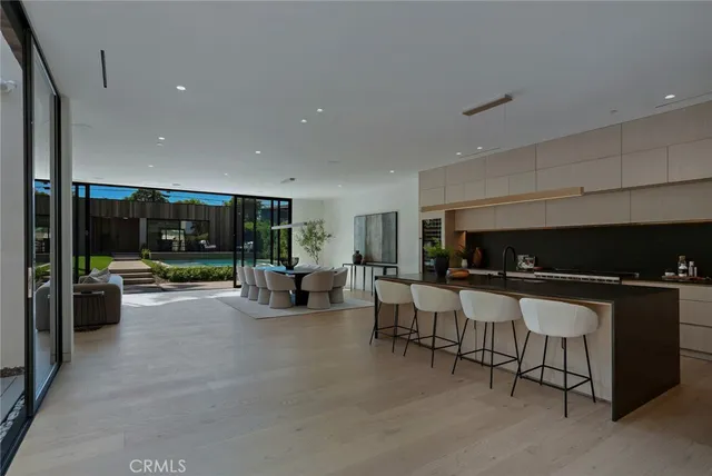 $4,950,000 | 4939 Petit Avenue, Encino, CA 91436