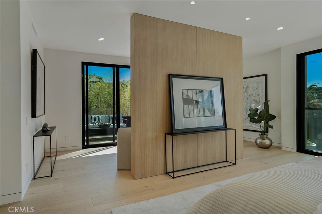 4939 Petit Avenue Encino, CA 91436 - Photo 21 of 52