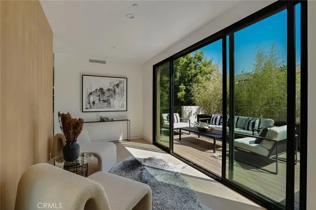 $4,950,000 | 4939 Petit Avenue, Encino, CA 91436