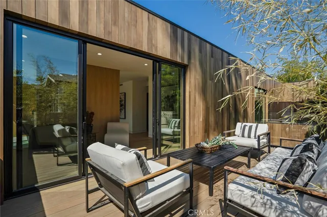 $4,950,000 | 4939 Petit Avenue, Encino, CA 91436