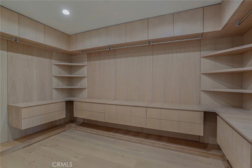 4939 Petit Avenue Encino, CA 91436 - Photo 31 of 52