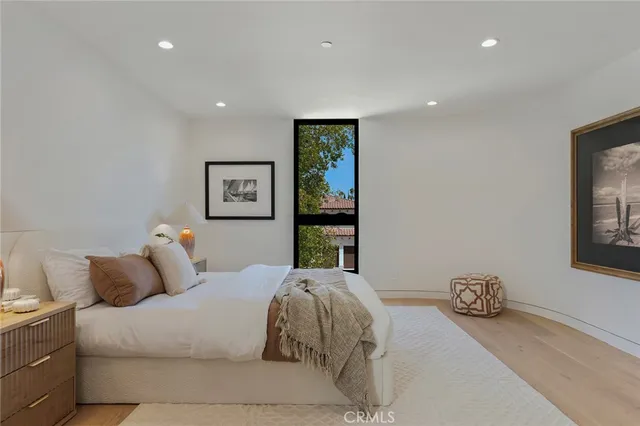 $4,950,000 | 4939 Petit Avenue, Encino, CA 91436