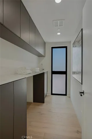 $4,950,000 | 4939 Petit Avenue, Encino, CA 91436