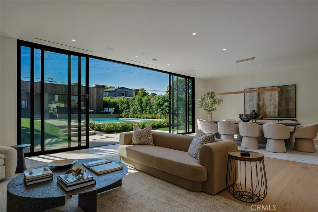 4939 Petit Avenue Encino, CA 91436 - Photo 40 of 52