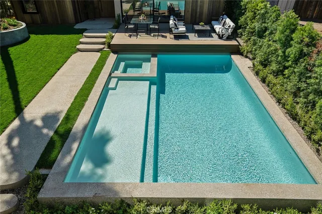 $4,950,000 | 4939 Petit Avenue, Encino, CA 91436