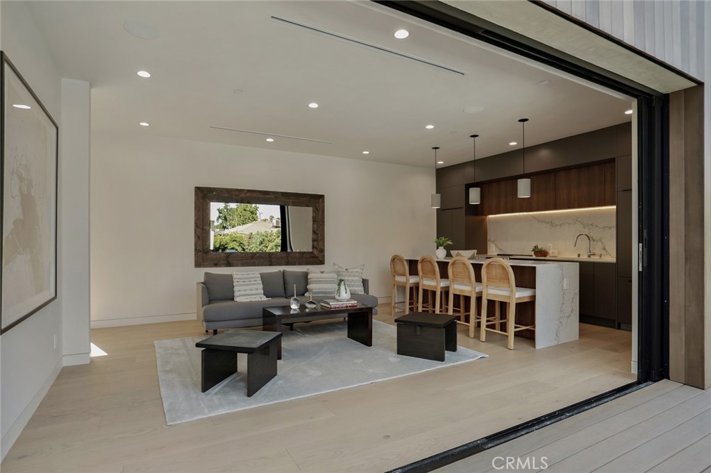 4939 Petit Avenue Encino, CA 91436 - Photo 47 of 52