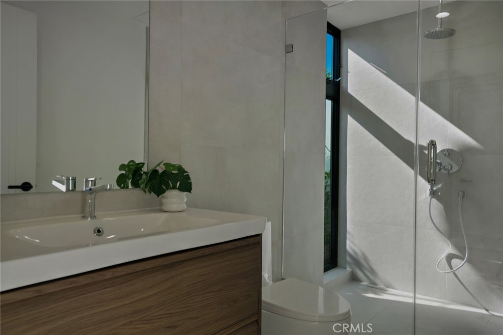 4939 Petit Avenue Encino, CA 91436 - Photo 49 of 52