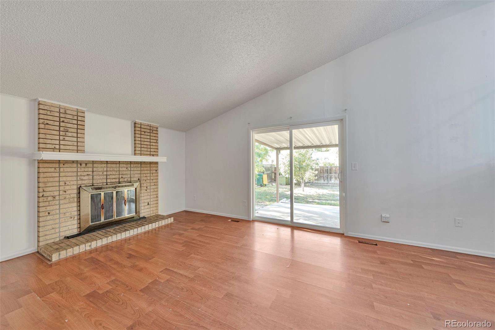 3215 South Granby Way Aurora, CO 80014 - Photo 6 of 21