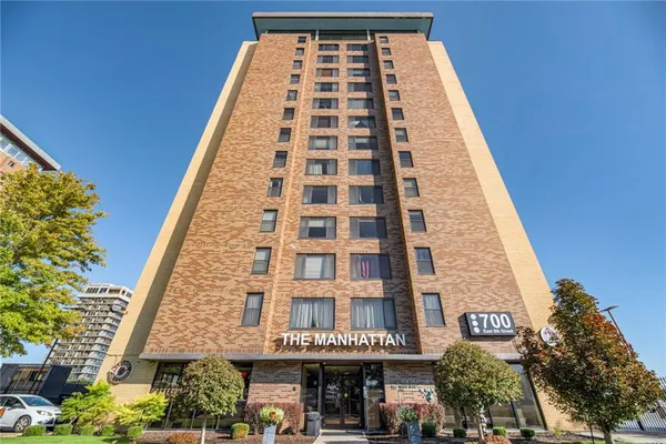 $145,000 | 700 East 8th Street, Unit 16O, Kansas City, MO 64106