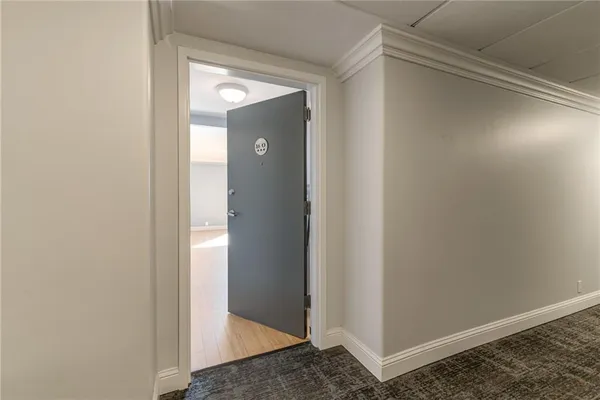 $145,000 | 700 East 8th Street, Unit 16O, Kansas City, MO 64106