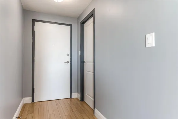 $145,000 | 700 East 8th Street, Unit 16O, Kansas City, MO 64106