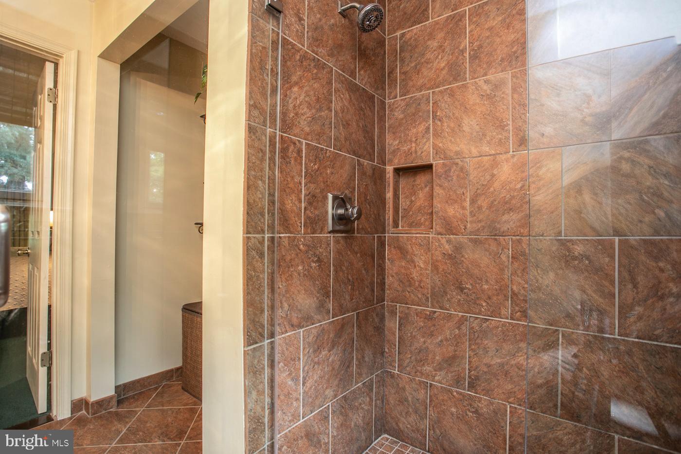 116 Summer Ridge Drive Lansdale, PA 19446 - Photo 33 of 52 a bathroom with a shower
